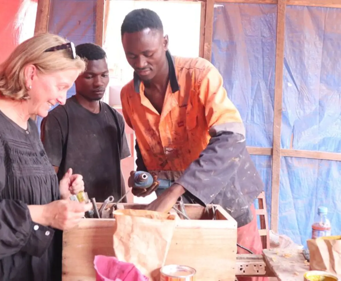 VSO image of volunteering in africa
